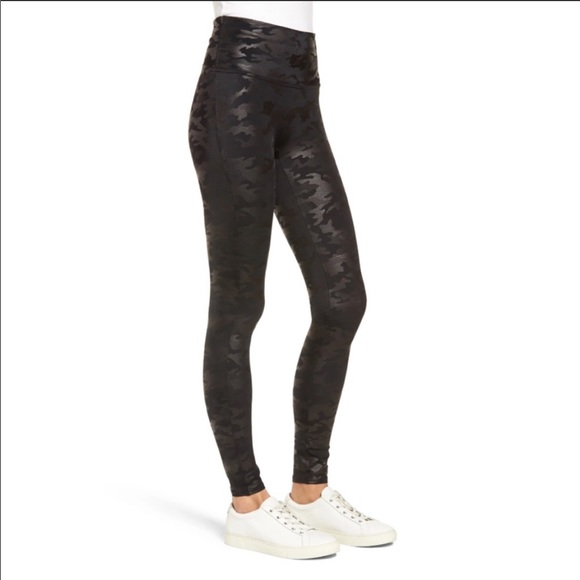 Spanx Faux Leather Camo Leggings - Picture 4 of 7